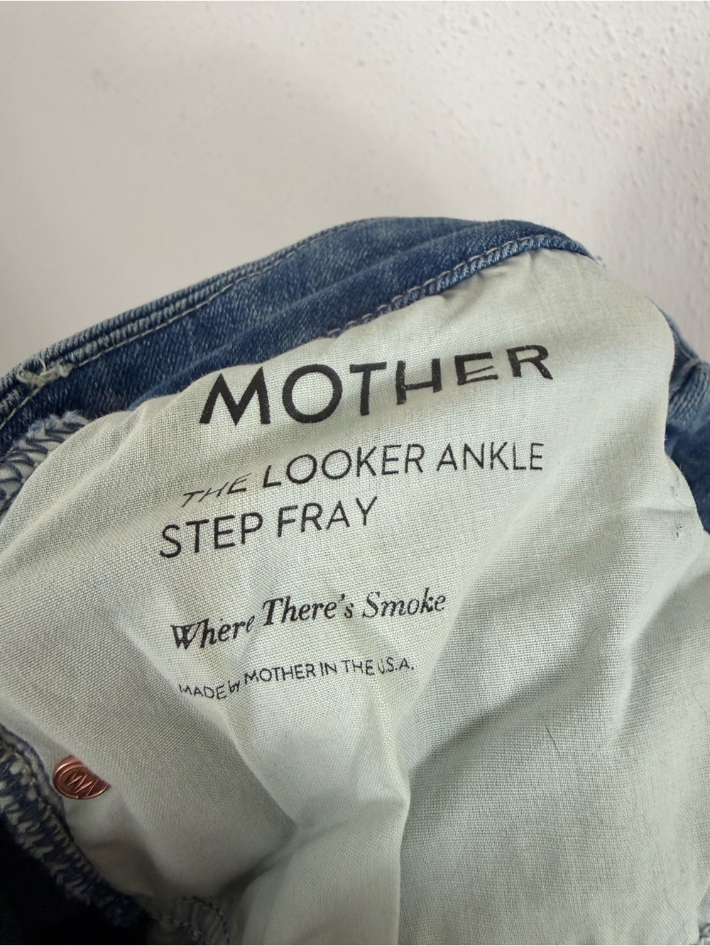 Mother THE LOOKER STEP ANKLE FRAY JEAN in Where There’s Smoke Sz 27 - Picture 7 of 8